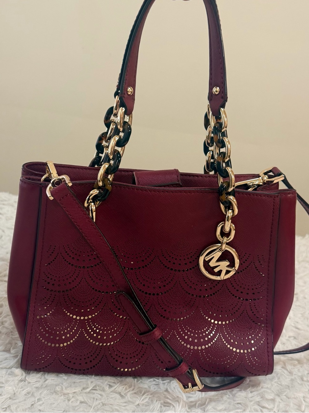 Michael Kors Sofia Perforated Leather Handbag Crossbody Bag In Mulberry